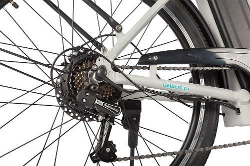 Электровелосипед Gelbert Moon имеет систему передач Shimano
