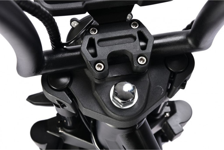 Электроскутер WHITE SIBERIA PRO BLACK EDITION 5000W в Омске