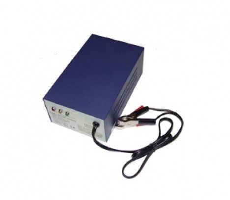 Зарядное устройство Leoch LC-2152 (12 В, 12 А) в Омске