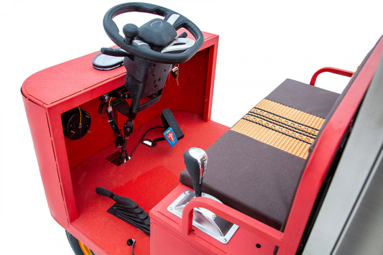 Грузовая электрическая тележка RuTrike КАРА КУНГ в Омске