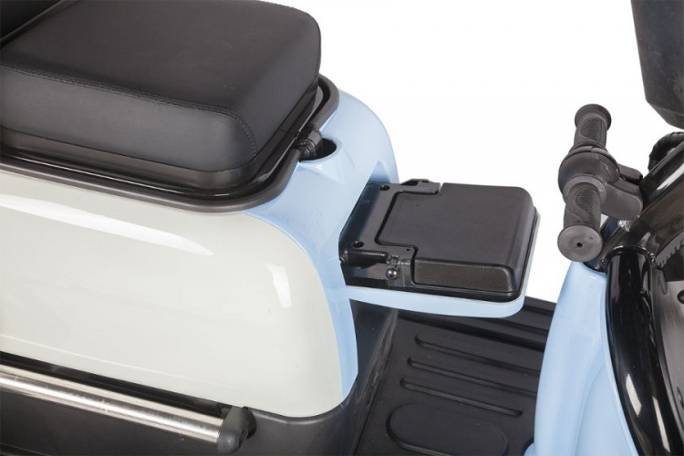 Электротрицикл Rutrike Gelbert Vega в Омске