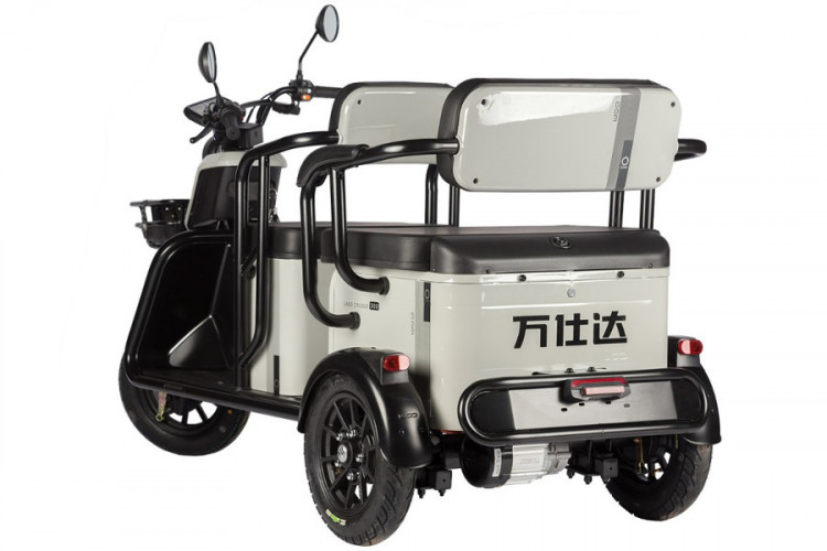 Пассажирский электротрицикл Wanshida LC300 в Омске