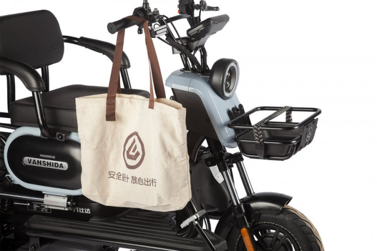 Электротрицикл Wanshida UN MOTO в Омске