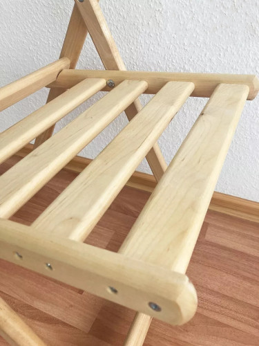 Стул складной деревянный в Омске