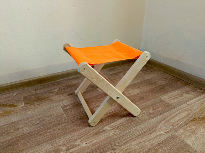 Табурет складной деревянный в Омске