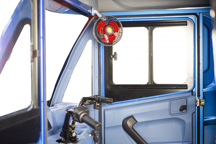 Грузовой электротрицикл Rutrike КАРГО Кабина 1500 в Омске